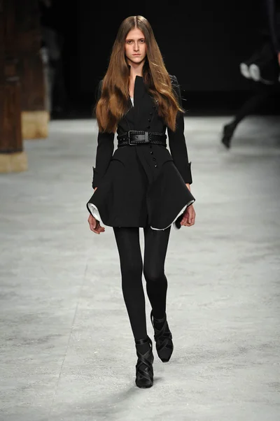 Look 3